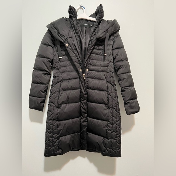 Tahari Black Mia Fitted Puffer Coat 02. - Picture 16 of 16